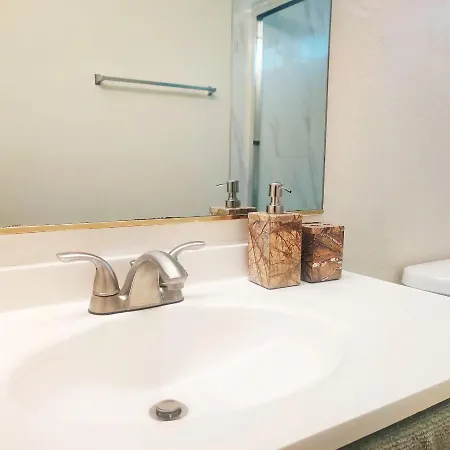 Nice Private Room Close To Red Rock & Las Vegas Strip Exterior photo